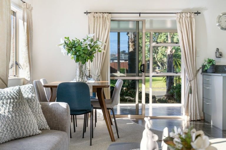 Photo of property in 12 Romana Crescent, Papamoa Beach, Papamoa, 3118