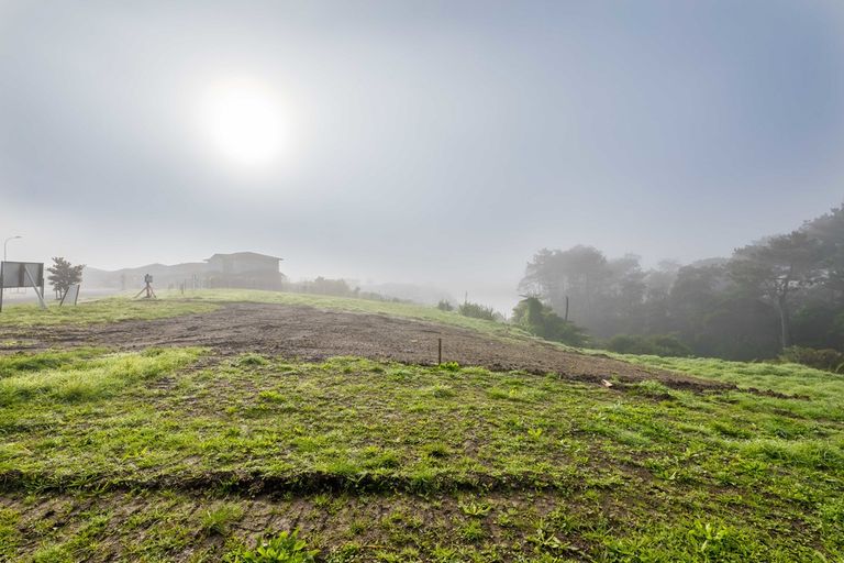 Photo of property in 74 Pohutukawa Parade, Riverhead, 0820