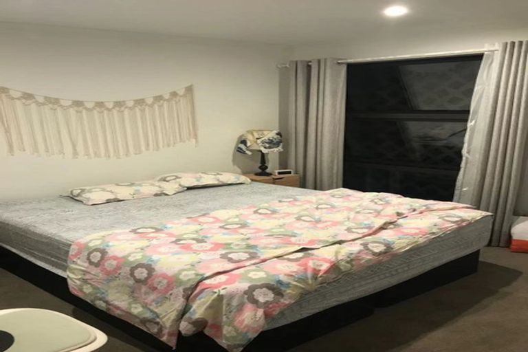 Photo of property in 28d Ian Morrison Road, Hobsonville, Auckland, 0616