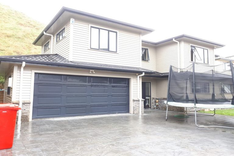 Photo of property in 67a Amesbury Drive, Churton Park, Wellington, 6037