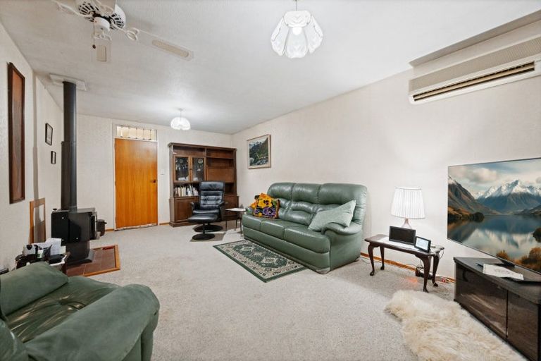 Photo of property in 10 Westmoreland Place, Cromwell, 9310