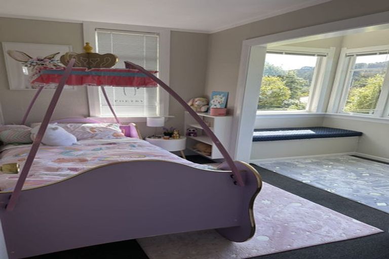Photo of property in 339 Karori Road, Karori, Wellington, 6012