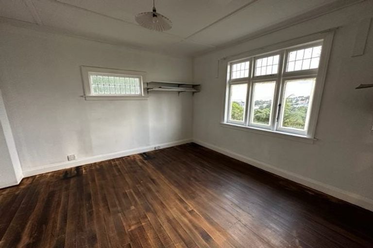 Photo of property in 56 Raroa Road, Kelburn, Wellington, 6012
