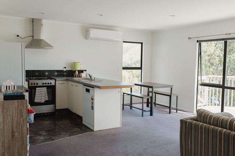 Photo of property in 89 Kakariki Grove, Waikanae, 5036