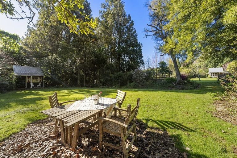 Photo of property in 202b Thompsons Track, Aongatete, 3178