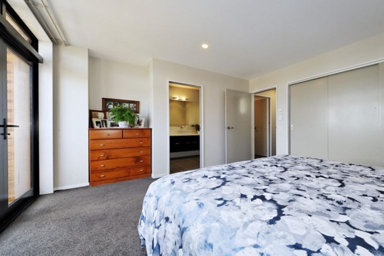 Photo of property in 60 Squadron Drive, Hobsonville, Auckland, 0616