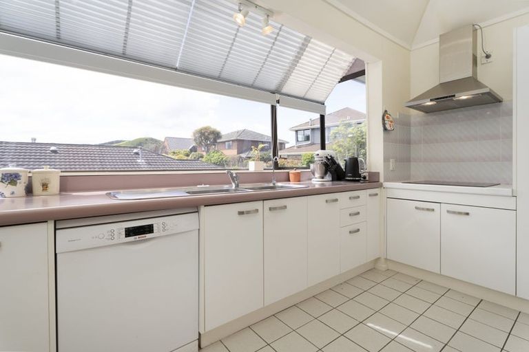 Photo of property in 44 Lakewood Avenue, Churton Park, Wellington, 6037