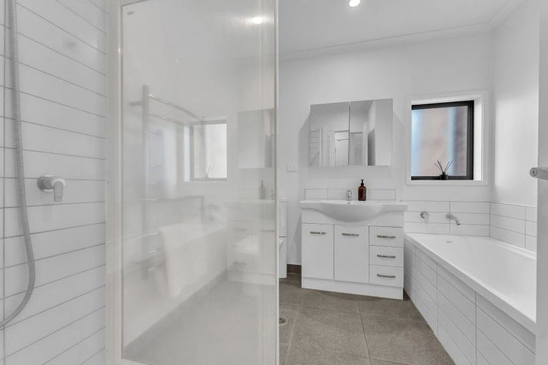 Photo of property in St Claire Village, 56/172 Mcleod Road, Te Atatu South, Auckland, 0610