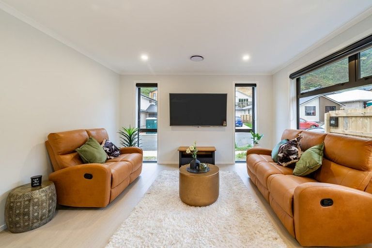 Photo of property in 126 Silverstream Road, Crofton Downs, Wellington, 6035