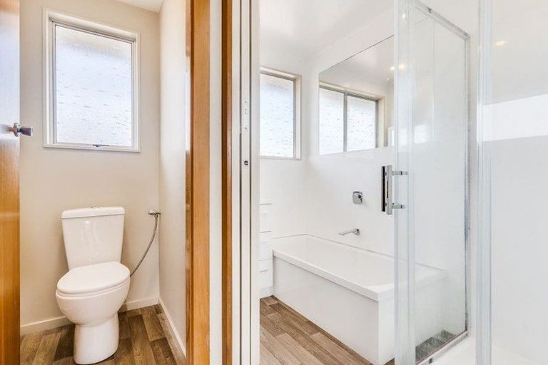 Photo of property in 48 Kent Lodge Avenue, Avonhead, Christchurch, 8042
