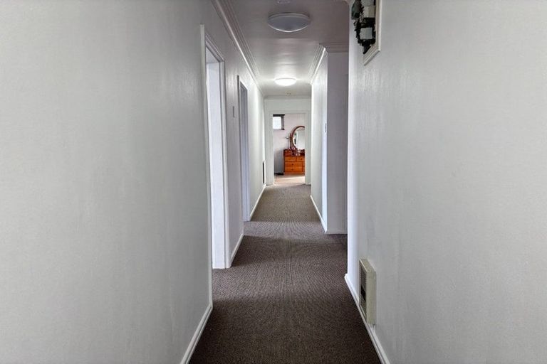 Photo of property in 42 Alamein Crescent, Onekawa, Napier, 4110