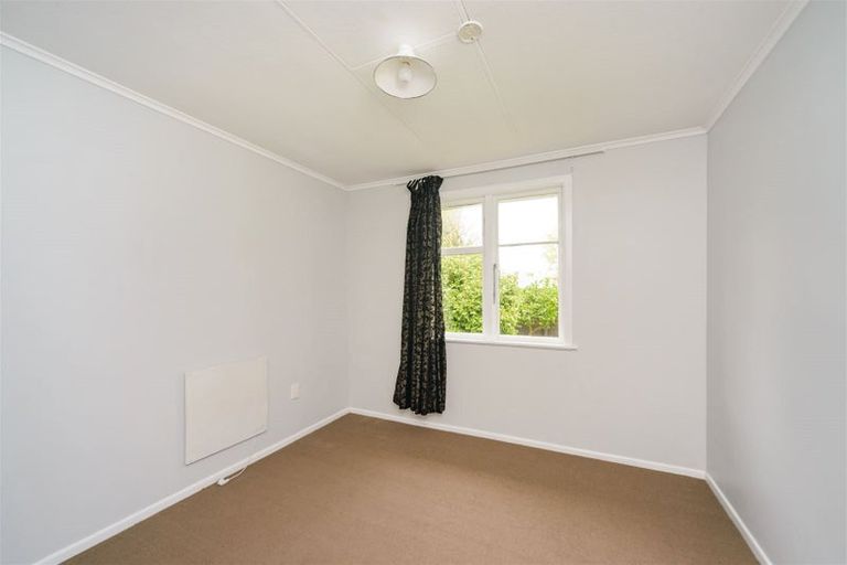 Photo of property in 10 Lewis Place, Highbury, Palmerston North, 4412