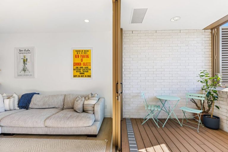 Photo of property in 303/167 Glenvar Ridge Road, Long Bay, Auckland, 0630