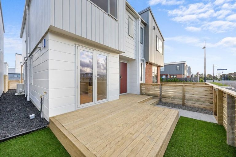 Photo of property in 32 Corporal Street, Papakura, 2110