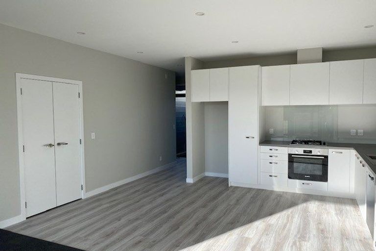 Photo of property in 43 Ron Deal Way, Epuni, Lower Hutt, 5011