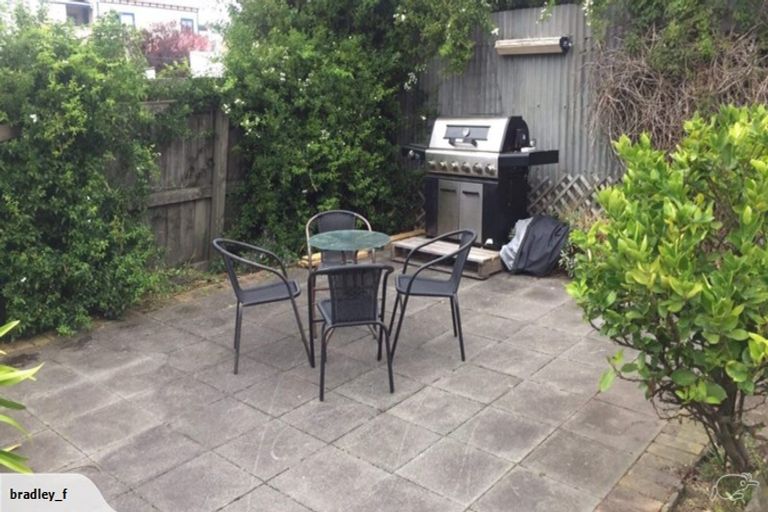 Photo of property in 20 Green Street, Newtown, Wellington, 6021