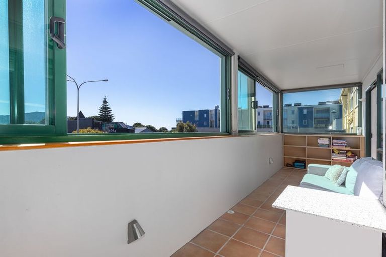 Photo of property in 1e/25 Maclean Street, Paraparaumu Beach, Paraparaumu, 5032