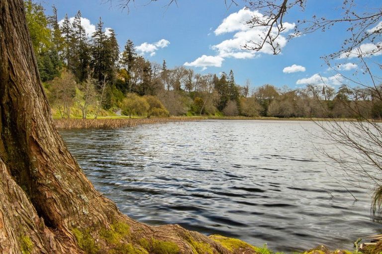 Photo of property in 34a Lake Street, Cambridge, 3434