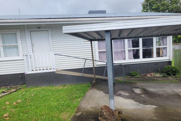 Photo of property in 97 Mcleod Road, Te Atatu South, Auckland, 0610