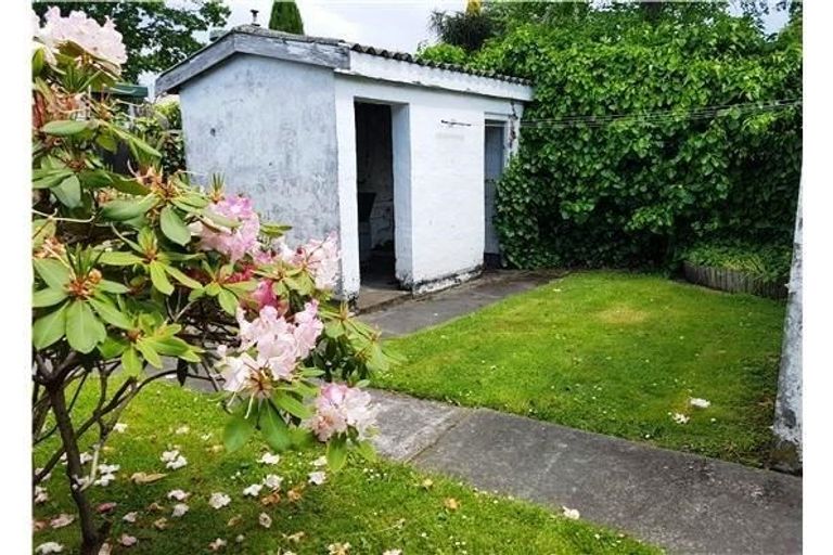 Photo of property in 2/27 Devonport Lane, St Albans, Christchurch, 8014