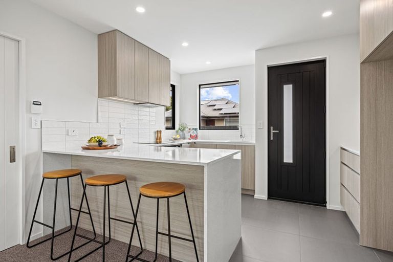 Photo of property in 1/7 Cossar Street, Burwood, Christchurch, 8083