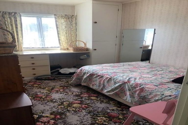 Photo of property in 231a Birkdale Road, Birkdale, Auckland, 0626