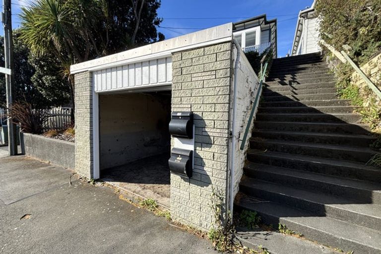 Photo of property in 377 Adelaide Road, Newtown, Wellington, 6021