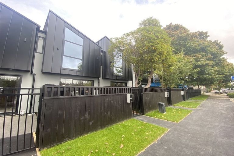 Photo of property in 4/314 Worcester Street, Linwood, Christchurch, 8011