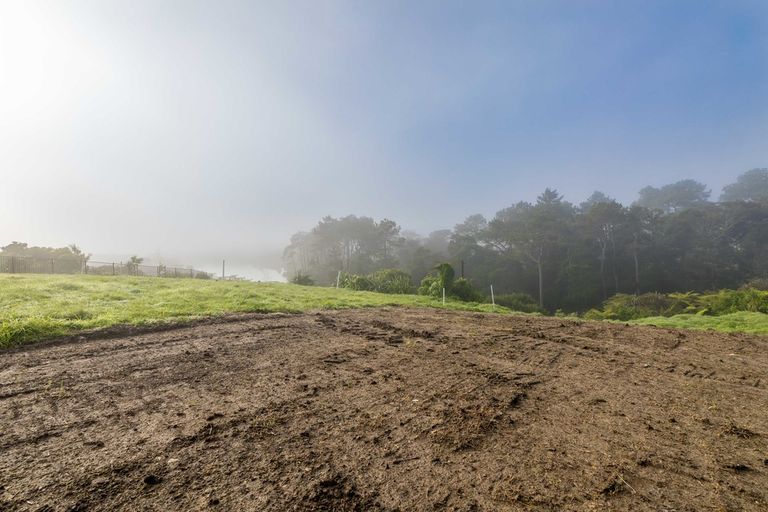 Photo of property in 74 Pohutukawa Parade, Riverhead, 0820