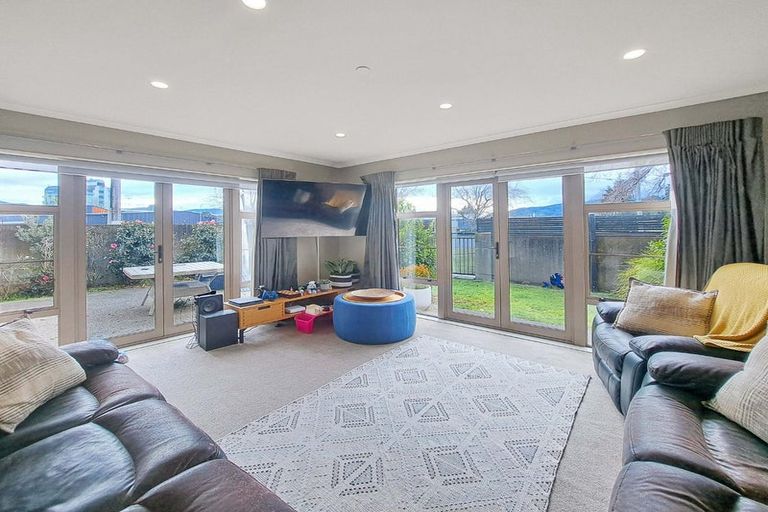 Photo of property in 40 Evergreen Crescent, Trentham, Upper Hutt, 5018