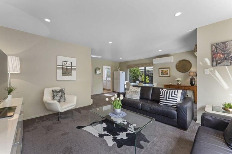 Photo of property in 77 Canon Street, St Albans, Christchurch, 8014