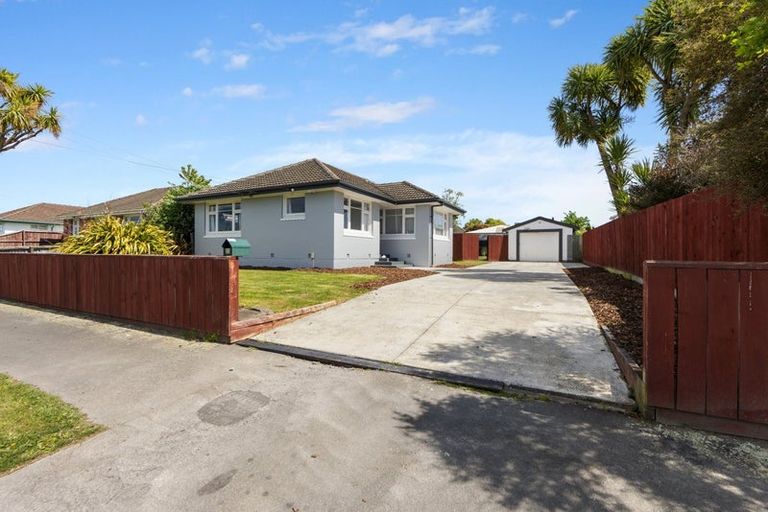 Photo of property in 23 Fenchurch Street, Northcote, Christchurch, 8052