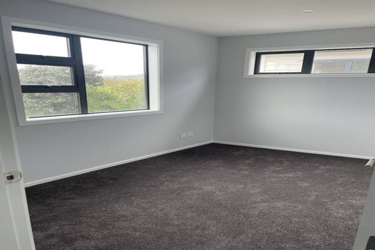 Photo of property in 128d Randwick Road, Moera, Lower Hutt, 5010