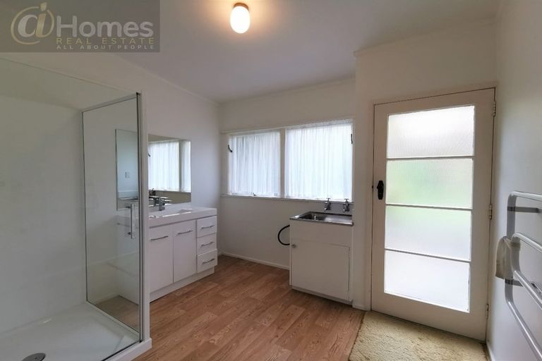 Photo of property in 10 Manuka Street, Orewa, 0931