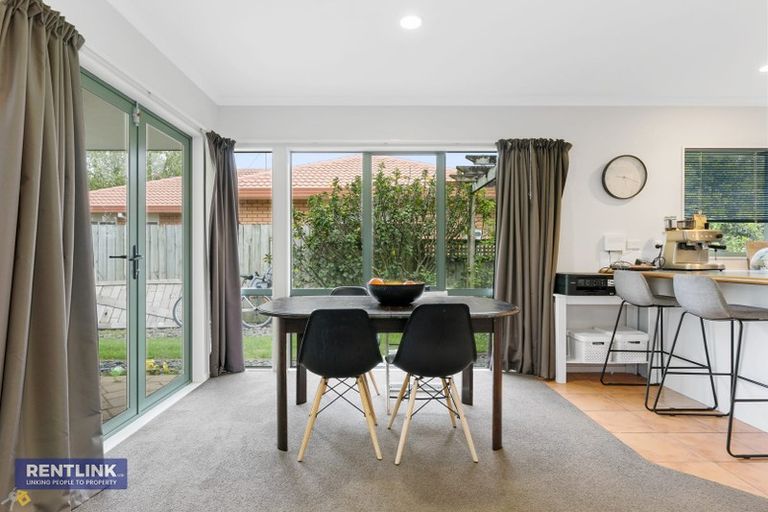 Photo of property in 22 Kestrel Avenue, Welcome Bay, Tauranga, 3112