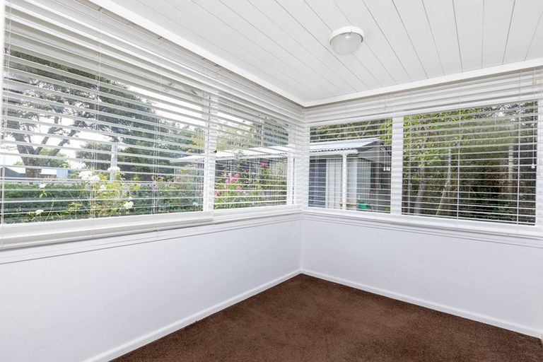 Photo of property in 48 Jellicoe Street, Greytown, 5712