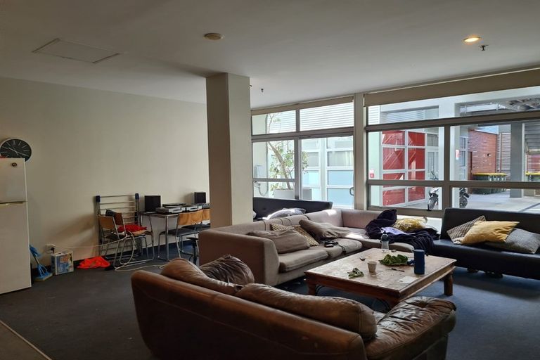 Photo of property in Hanson House, 27u2 Hanson Street, Mount Cook, Wellington, 6021