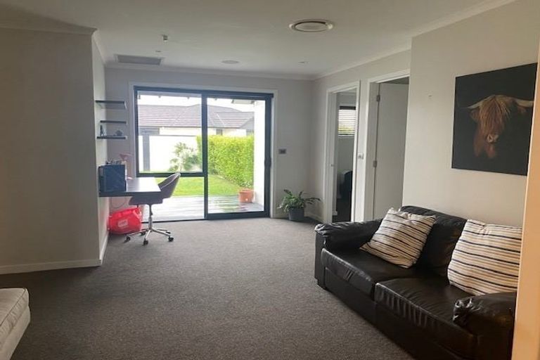 Photo of property in 123 Saint Kilda Road, Cambridge, 3434