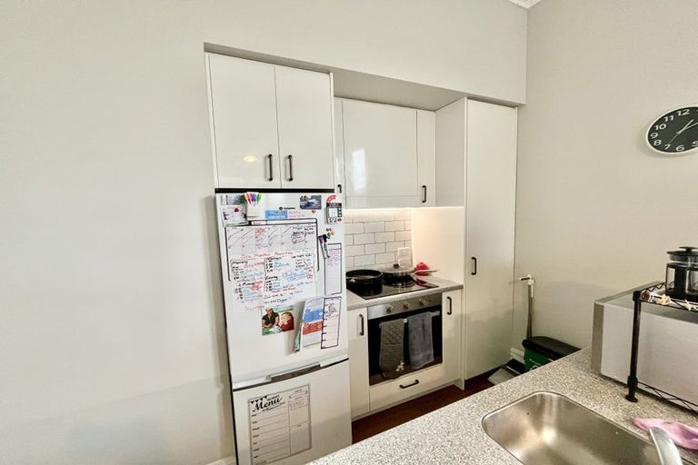 Photo of property in 58 Majoribanks Street, Mount Victoria, Wellington, 6011