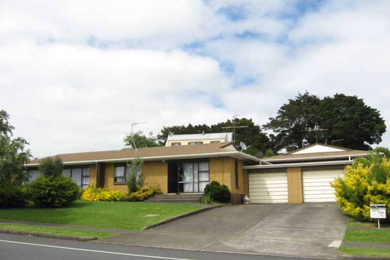 Photo of property in 51 The Glade South, Pukekohe, 2120