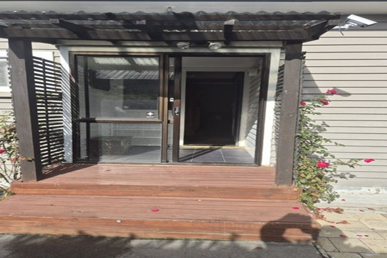 Photo of property in 26 Allard Street, Edgeware, Christchurch, 8013