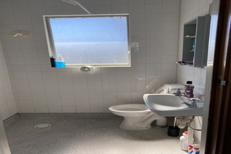 Photo of property in 2/417 Hereford Street, Linwood, Christchurch, 8011