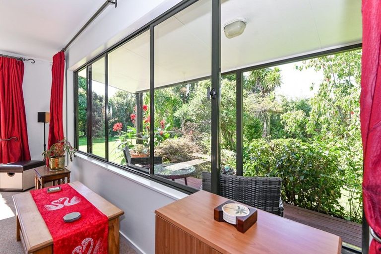 Photo of property in 96 Thompson Road, Twyford, Hastings, 4175