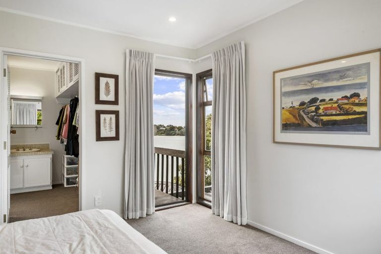 Photo of property in 2/63a Norwood Road, Bayswater, Auckland, 0622