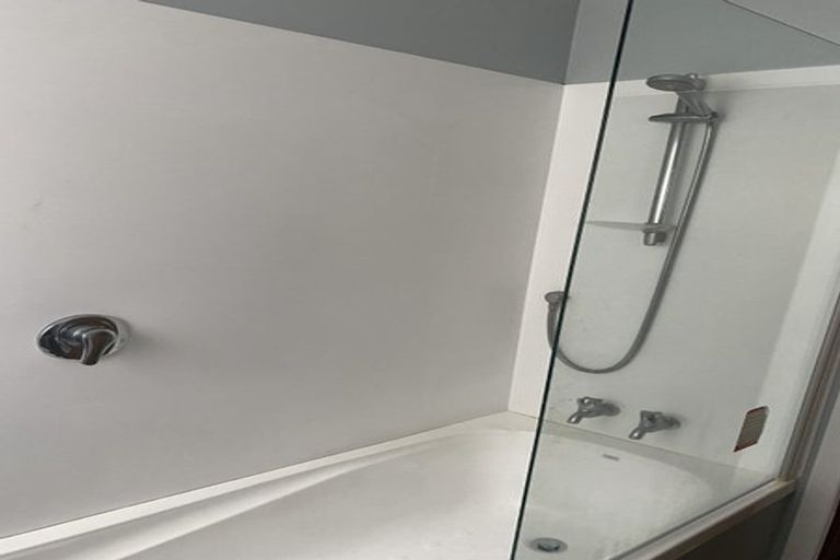 Photo of property in 90 Overtoun Terrace, Hataitai, Wellington, 6021