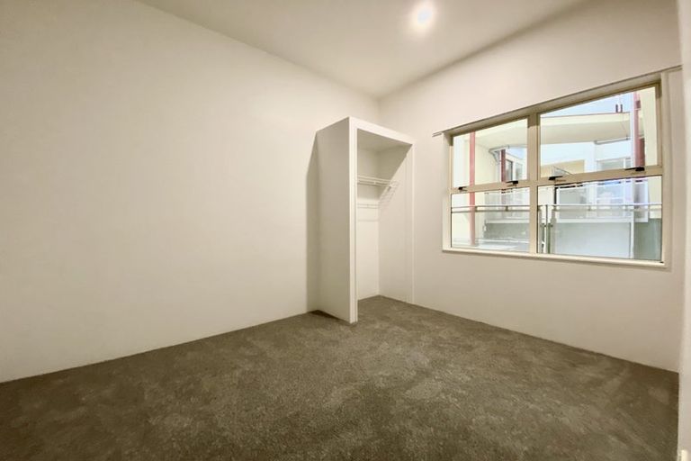 Photo of property in Sirocco Apartments, 404/8u Church Street, Wellington Central, Wellington, 6011