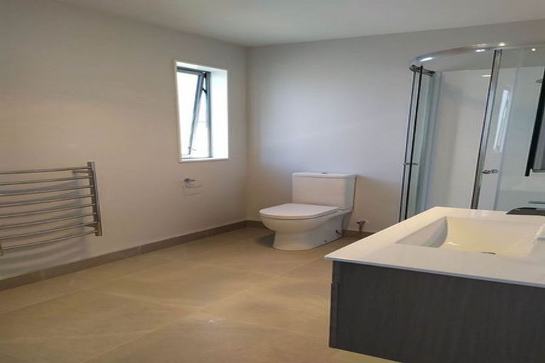 Photo of property in 45/11 Ray Small Drive, Papakura, 2110
