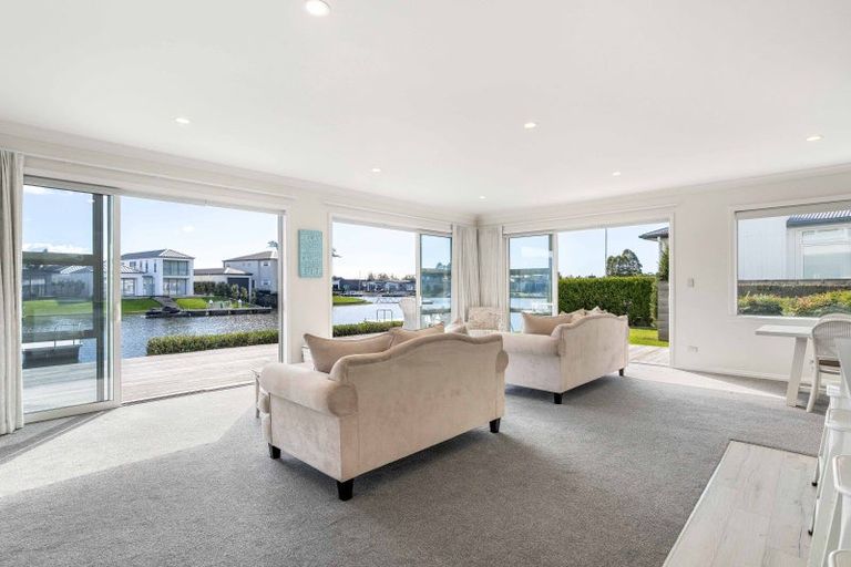 Photo of property in 306 Waterways Parade, Pauanui, Hikuai, 3579