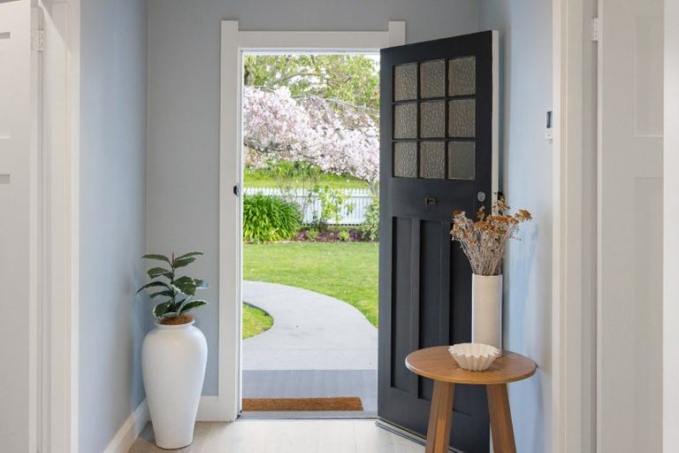 Photo of property in 74 Princes Street, Cambridge, 3434