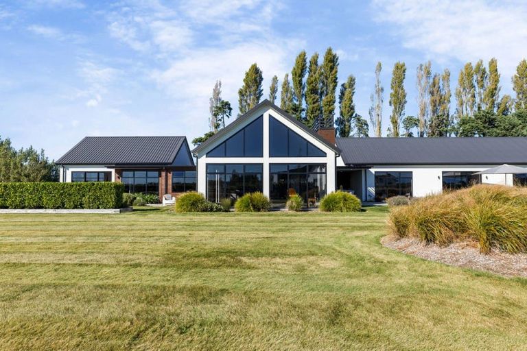 Photo of property in 15 Lake View Terrace, Huntingdon, Ashburton, 7774